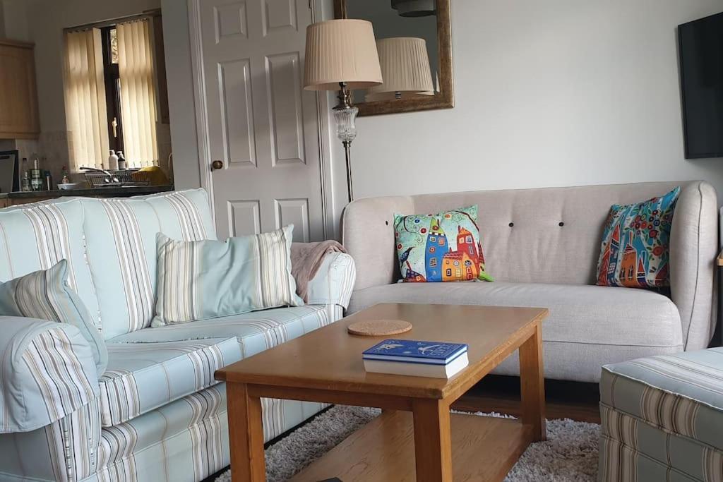 Seafront Apartment, Ground Floor, Free Parking นิวคาสเซิล ภายนอก รูปภาพ