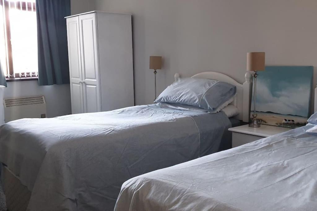 Seafront Apartment, Ground Floor, Free Parking นิวคาสเซิล ภายนอก รูปภาพ